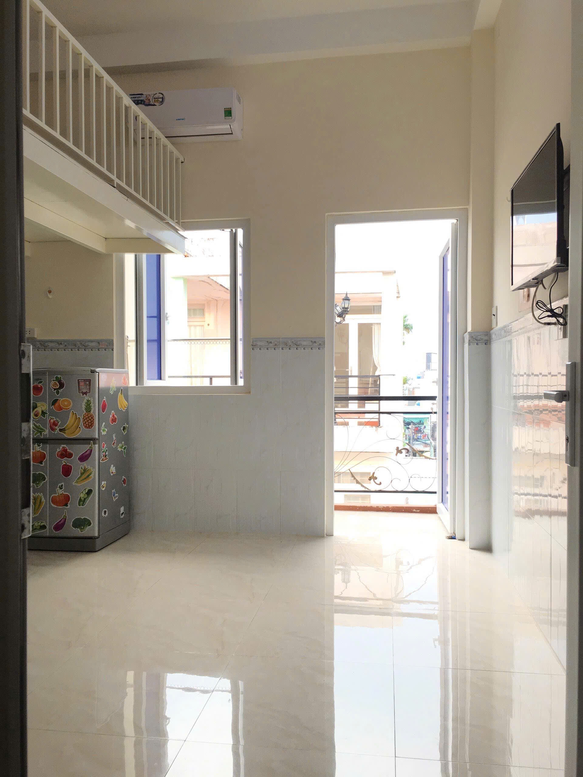 Bán CHDV 5 tầng 2 mặt hẻm đường Âu Dương Lân P3Q8. Giá: 7.5 tỷ TL