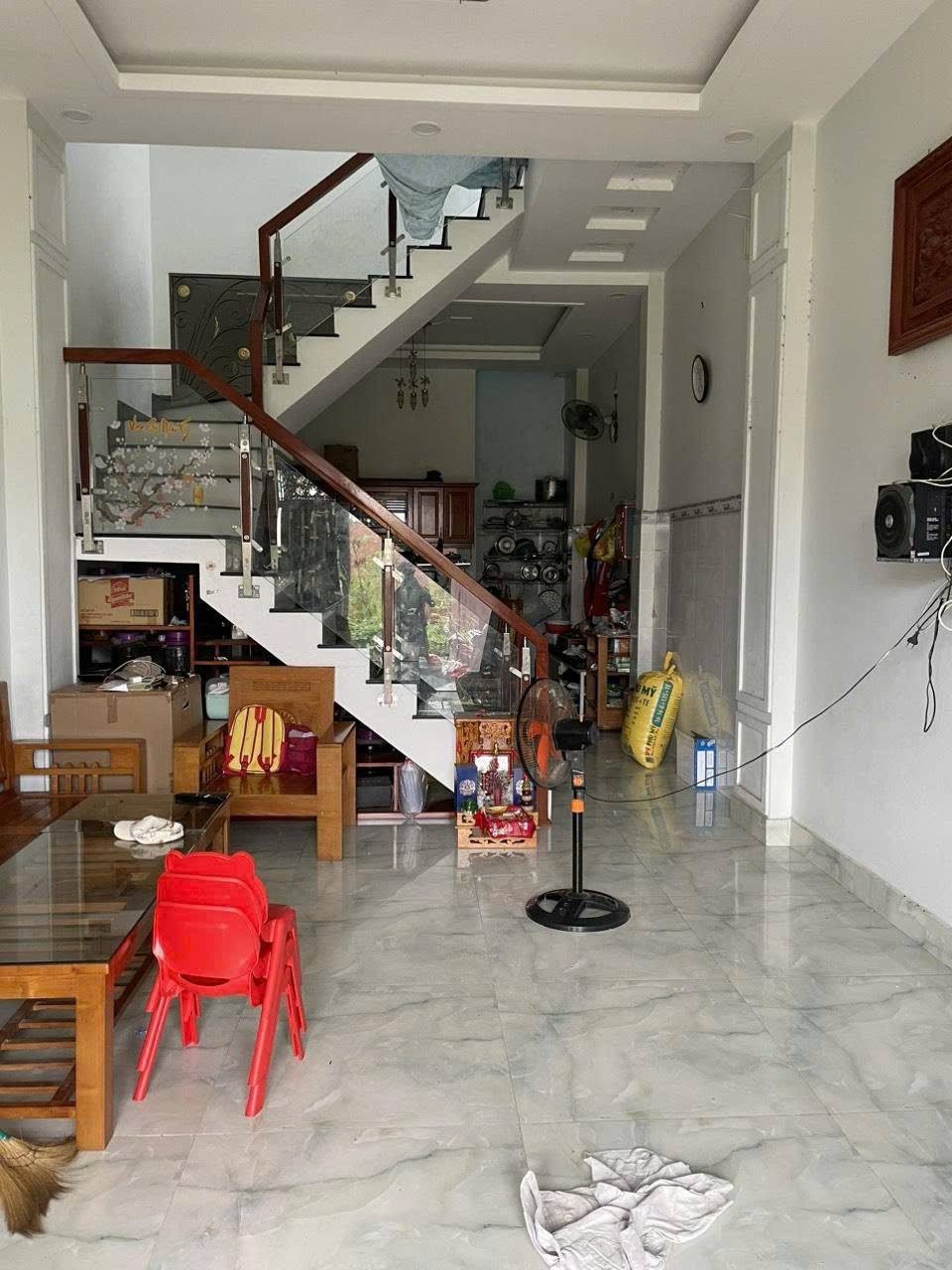 Nhà hẻm 5m Tân Chánh Hiệp 18, Quận 12, Giá 4.35 Tỷ 4x13m đúc 2 Tấm