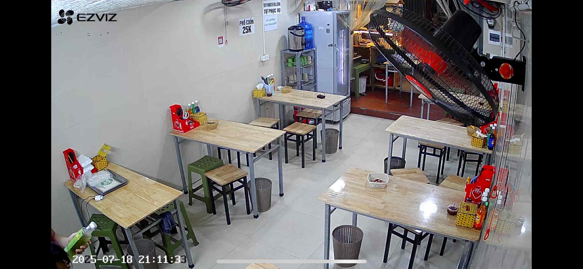 Sang nhượng quán bún Ngõ 3 Ao Sen, Mỗ Lao, Hà Đông, Hà Nội.