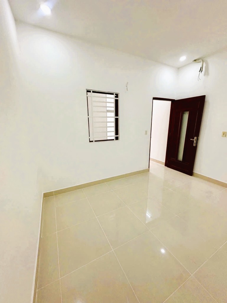 DT 41m2 – 2 tầng – Âu Dương Lân – 2PN.2WC – Nhà ở Ngay – có 4tx xíu