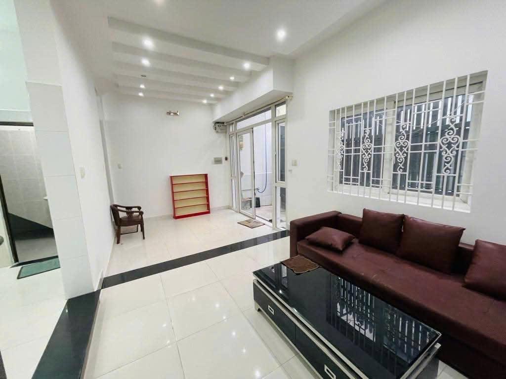 Bán nhà đường Trần Mai Ninh, phường 12 Tân Bình (5,5×33) khu Bàu Cát