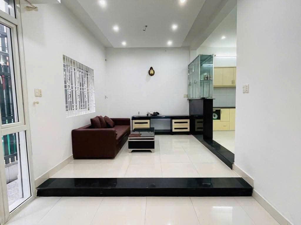 Bán nhà đường Trần Mai Ninh, phường 12 Tân Bình (5,5×33) khu Bàu Cát