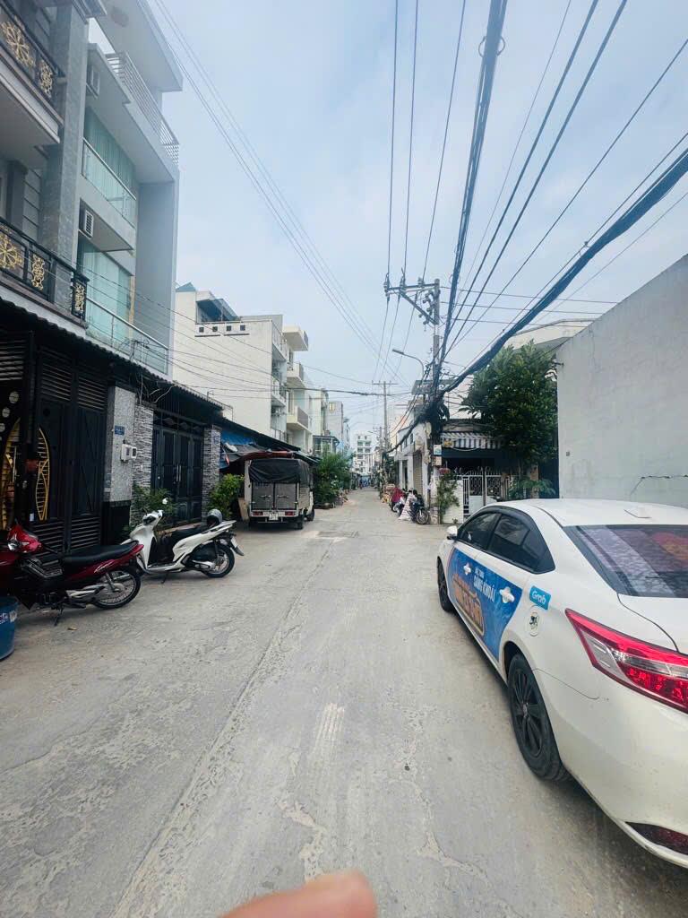 **Bán nhà hẻm 33 Trần Văn Quang** p10, Tân Bình (4×30) dòng tiền 30tr