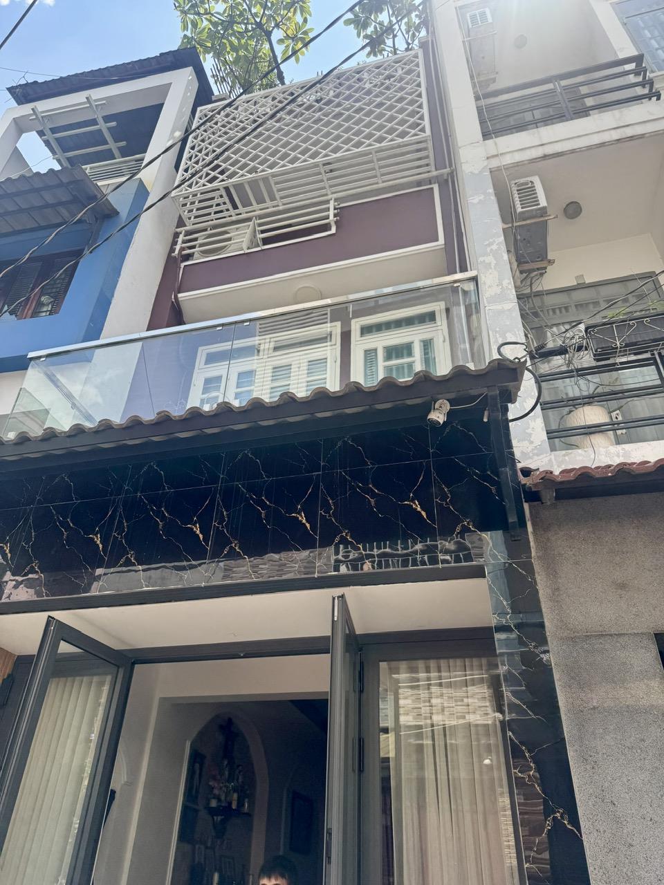 **Bán nhà hẻm Đồng Xoài** p13, Tân Bình (5*9) 2 lầu; chỉ hơn 6 tỷ?