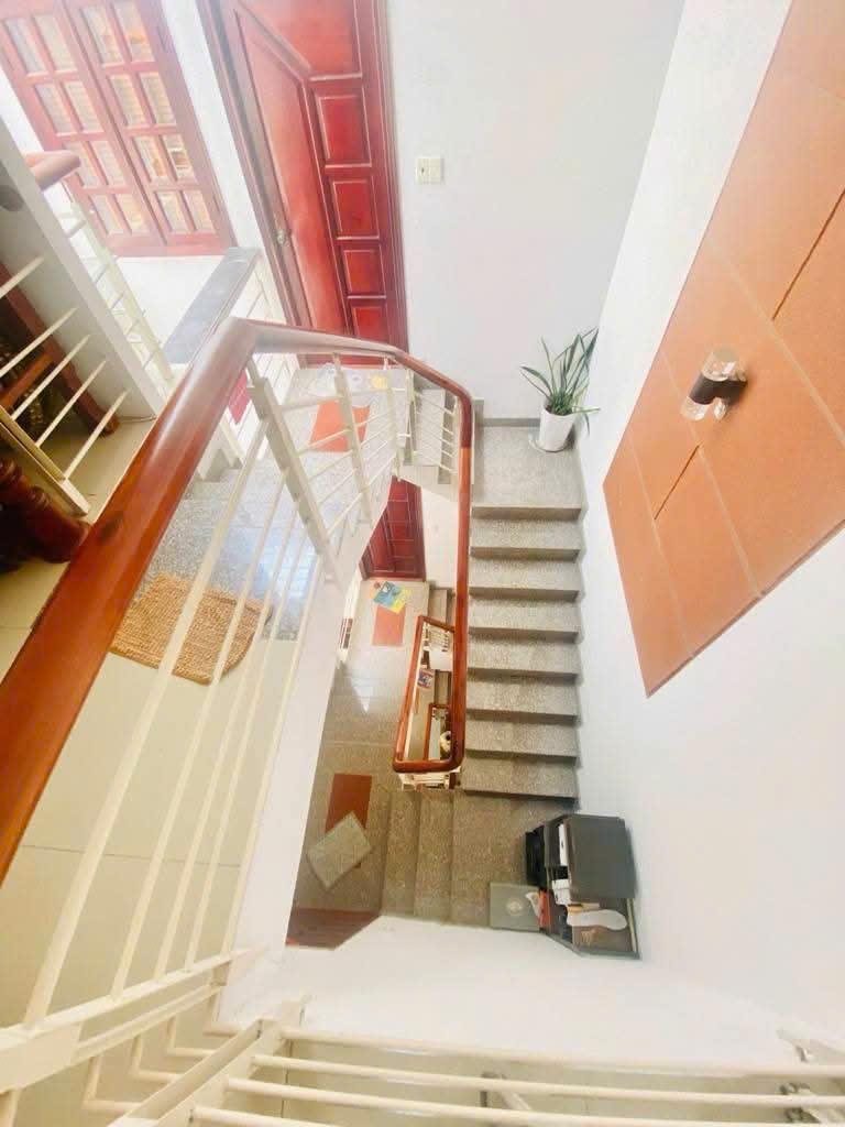Bán nhà HXH Trường Chinh, phường 14, Tân Bình (4*10) 4 tầng, 7 tỷ