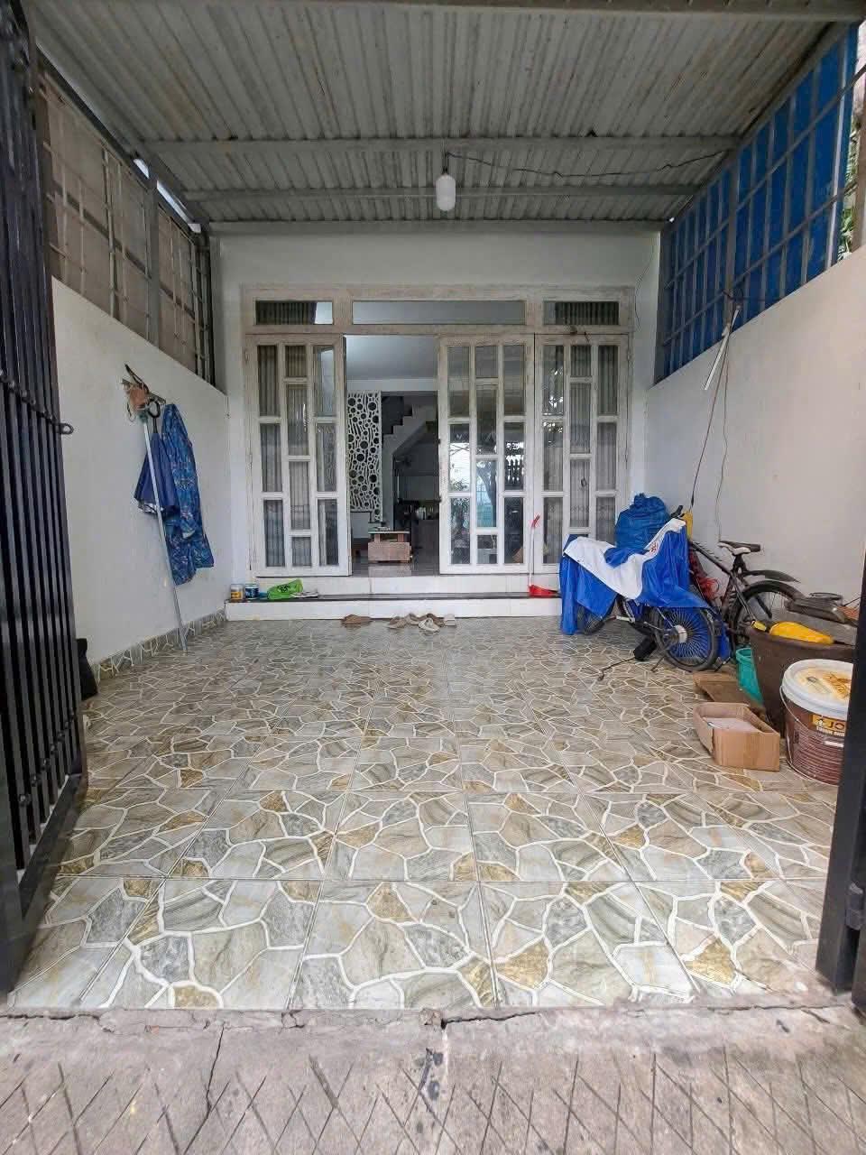 Bán nhà hxh Trường Chinh, phường 14 Tân Bình (4*18) chỉ 9,5 tỷ