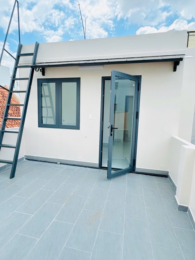 BÁN NHÀ PHÚ NHUẬN OTO VÀO NHÀ 50M2 4 TẦNG THANG MÁY NGANG 4M NỞ HẬU KD HOÀNG DIỆU 8.9 TỶ