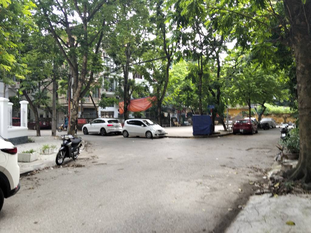 PHÂN LÔ CẦU DIỄN – Ô TÔ TRÁNH – KINH DOANH– AN SINH ĐỈNH