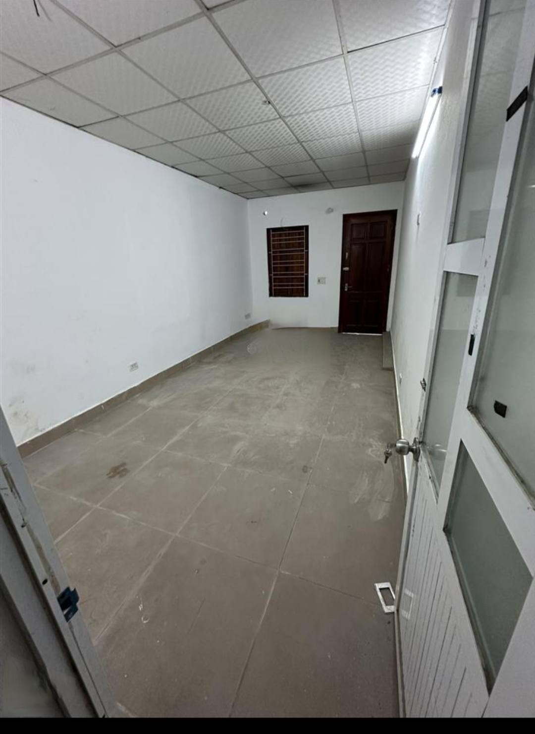 Cho thuê nhà ngõ ô tô 192 Phố Lê Trọng Tấn, 70m2 x 2 tầng, 3 ngủ, 9 Triệu KD, VP, ở…