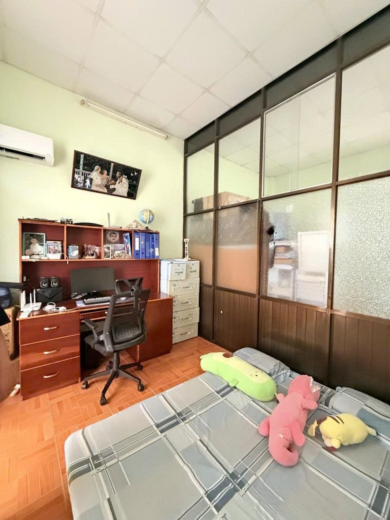 Bán nhà Hẻm 6m Phạm Văn Chiêu – gần Chợ Thạch Đà, 5x30m, 3 Tầng, 4 PN, chào 12,5 tỷ.
