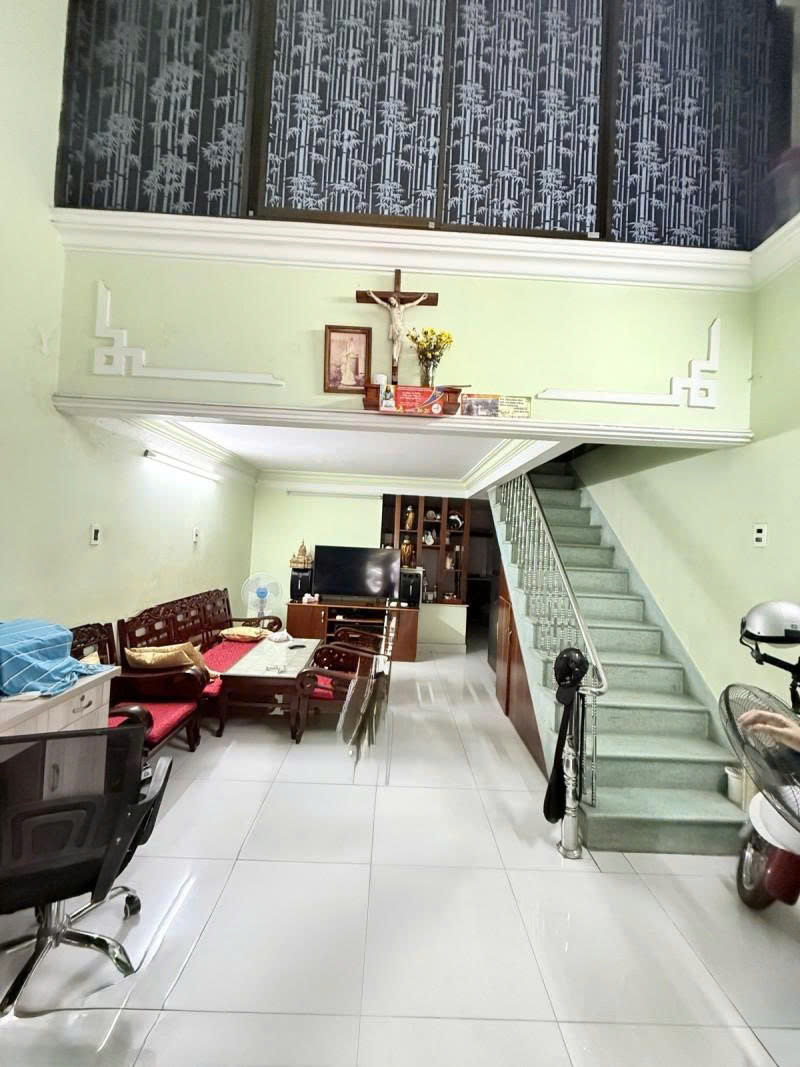 Bán nhà Hẻm 6m Phạm Văn Chiêu – gần Chợ Thạch Đà, 5x30m, 3 Tầng, 4 PN, chào 12,5 tỷ.