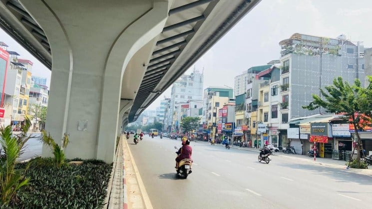 (Tin thật 100%) Bán CHDV 2 mặt tiền 85m2 x 18CH tại Minh Khai – Dòng tiền 1,1 tỷ/năm -Cách ô tô 15m