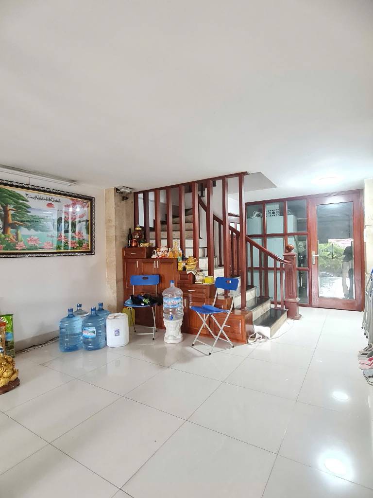 SIÊU PHẨM KIỀU MAI _ PHÂN LÔ CONTENERT TRÁNH VỈA HÈ ĐÁ BÓNG _ HAI MẶT Ô TÔ TRÁNH _ NGÕ TO HƠN PHỐ _ KINH DOANH MỌI LOẠI HÌNH _ VIEW BINH ĐOÀN CƠ ĐỘNG _ NGÕ THÔNG VÒNG QUANH.