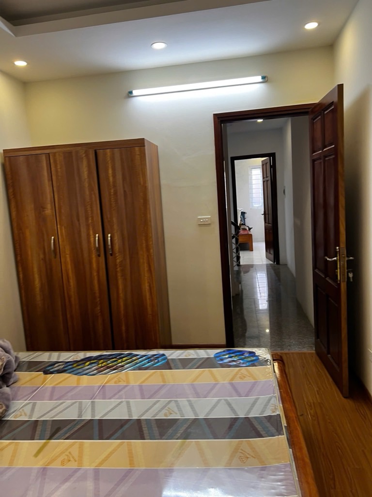 Định Công 36m 6 ngủ, sổ vuông, đủ nội thất chỉ 7,65 tỷ