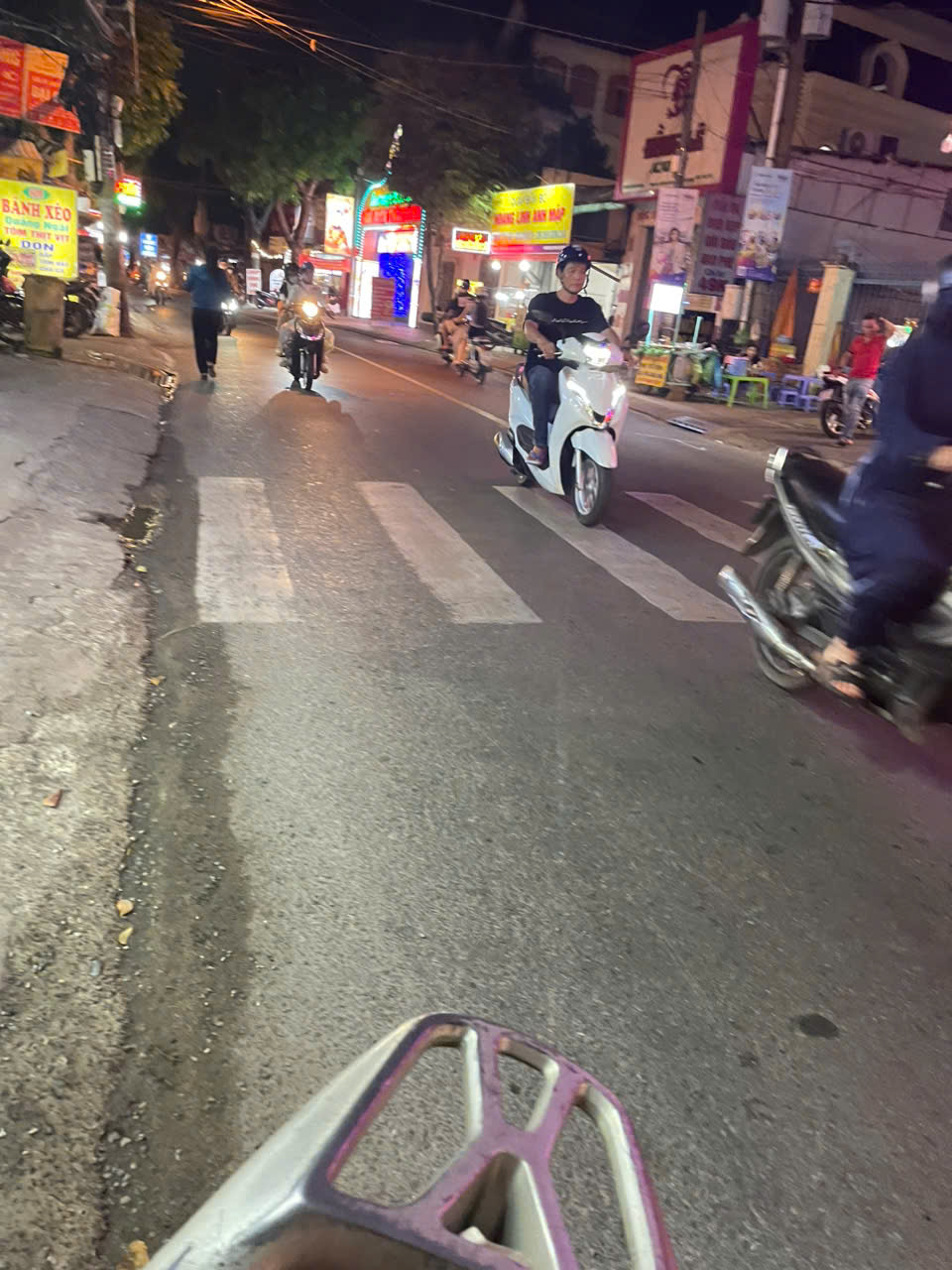 Bán nhà mặt tiền 8x38m giá 24 tỷ Đường Nguyễn Văn Quá