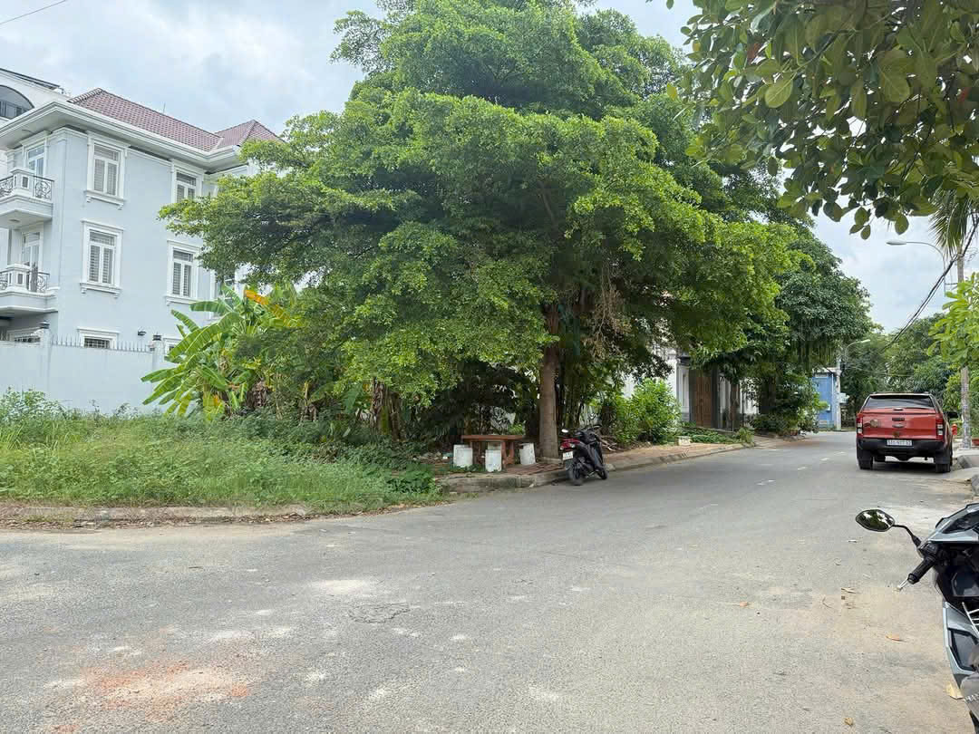 LÔ GÓC (15×20) 2MT VIEW SÔNG ĐƯỜNG 12M KHU BIỆT THỰ GẦN NGUYỄN OANH, GÒ VẤP