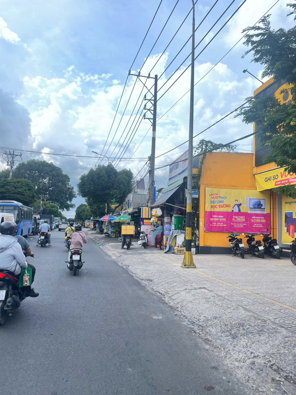 Bán nhà mặt tiền 20x31m giá 25 tỷ Đường Lê Văn Khương