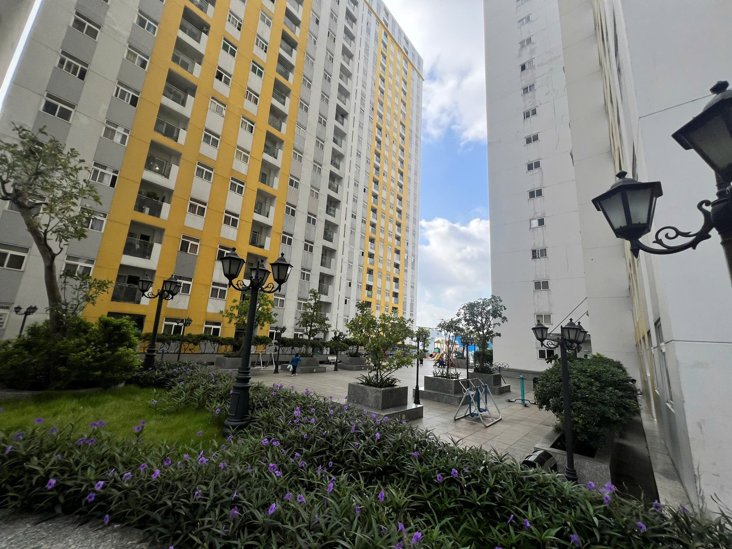 Cho thuê căn hộ 3PN, 2WC- Căn góc thoáng mát, yên tĩnh tại City Gate Towers, Quận 8