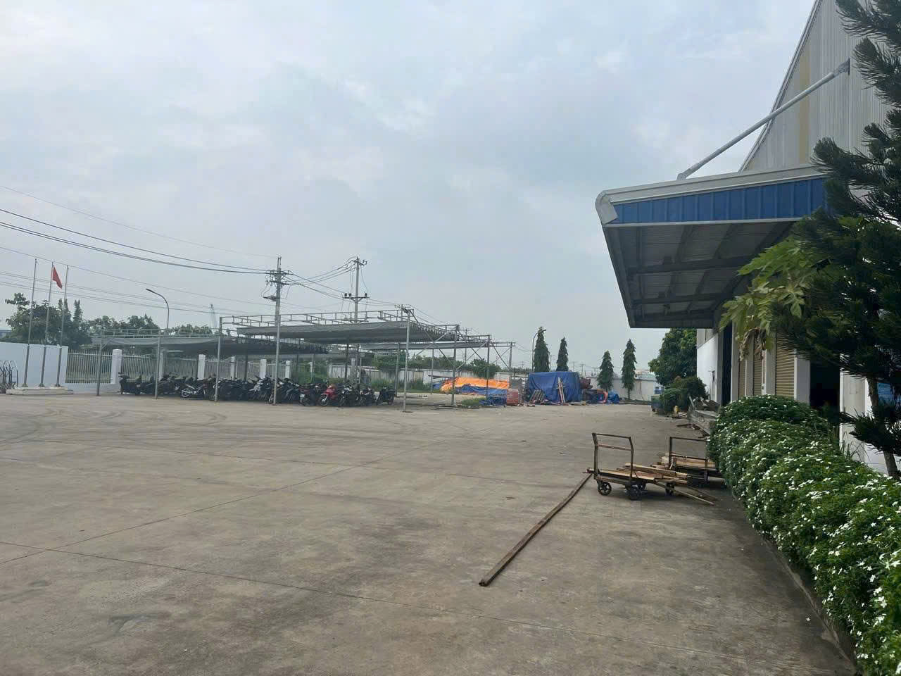 NHÀ XƯỞNG TRONG KCN TÂN PHÚ TRUNG, CỦ CHI DT 18.485m² – THUÊ SẴN 4.6$/m² – CHỈ 160 TỶ
