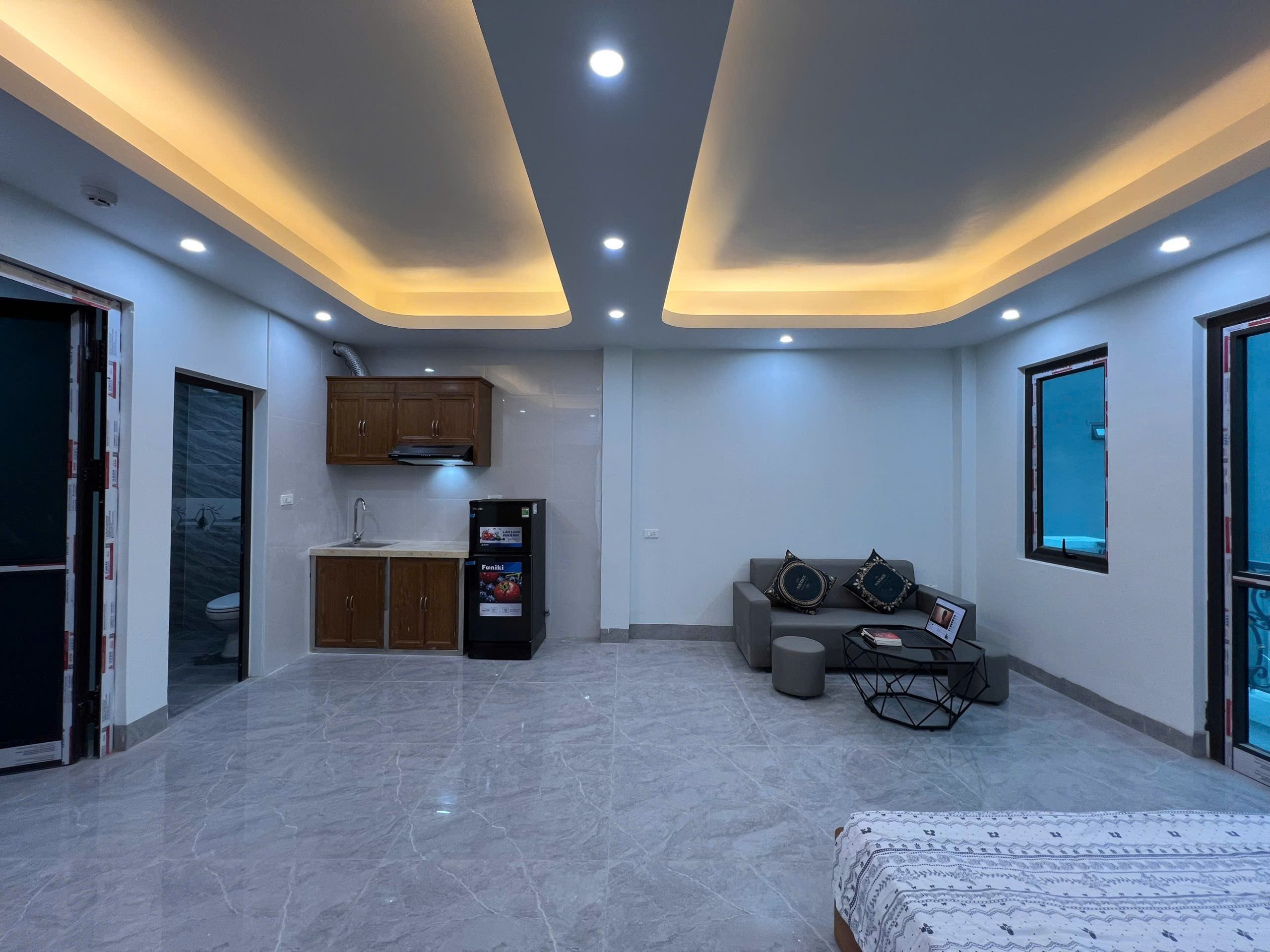 (Cực Hiếm) Căn hộ Studio cao cấp 35m2 mới khai trương ngõ 401 Cổ Nhuế – Ở được 5 người – Giá tốt