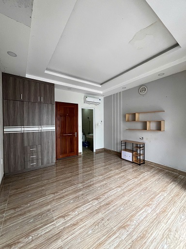 CHO THUÊ PHÒNG MỚI – FULL NỘI THẤT – GIẢM 500K THÁNG ĐẦU TẠI P.15 TÂN BÌNH