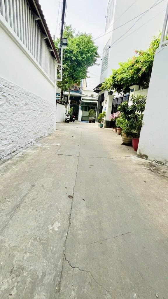 Nguyễn Văn Nghi, 65m2 Trệt Lầu 3PN – Ngay chợ gò vấp – không lộ giới – 6 tỷ
