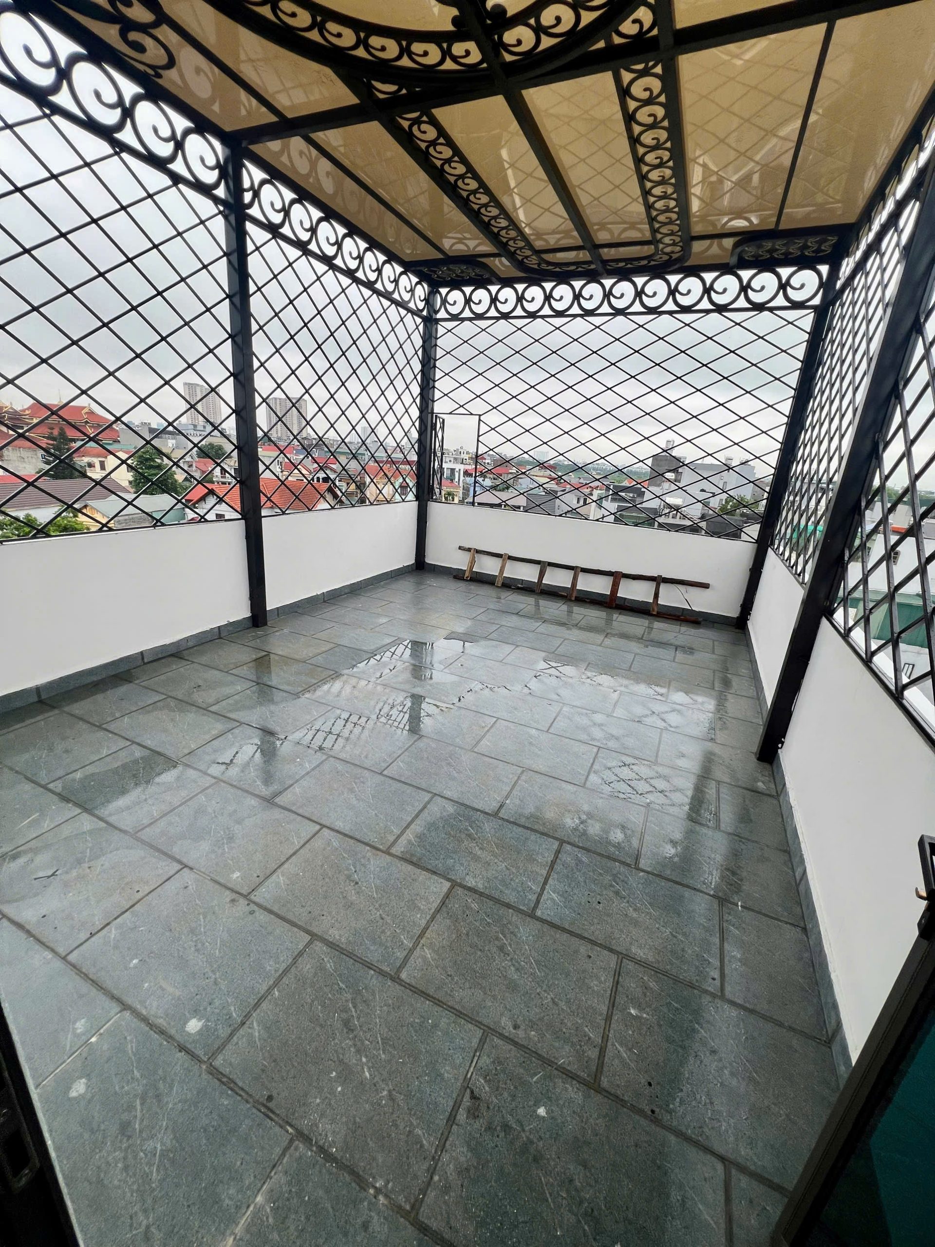 NHÀ MỚI Ô TÔ VÀO NHÀ Phố Ngọc Trì- Long Biên 45m2 X 6 Tầng, 8.3 tỷ. CÓ THƯƠNG LƯỢNG.