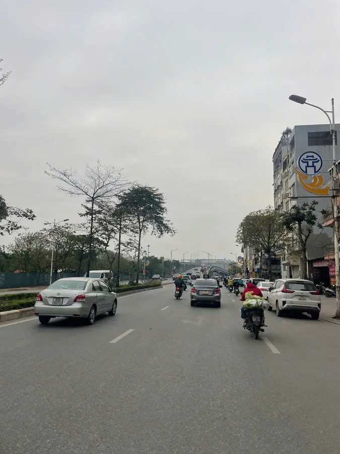 CHÍNH CHỦ CẦN BÁN MẢNH ĐẤT Phố Tư Đình mặt ngõ thông- ô tô vào đất 55m2 X 12.5 TỶ.