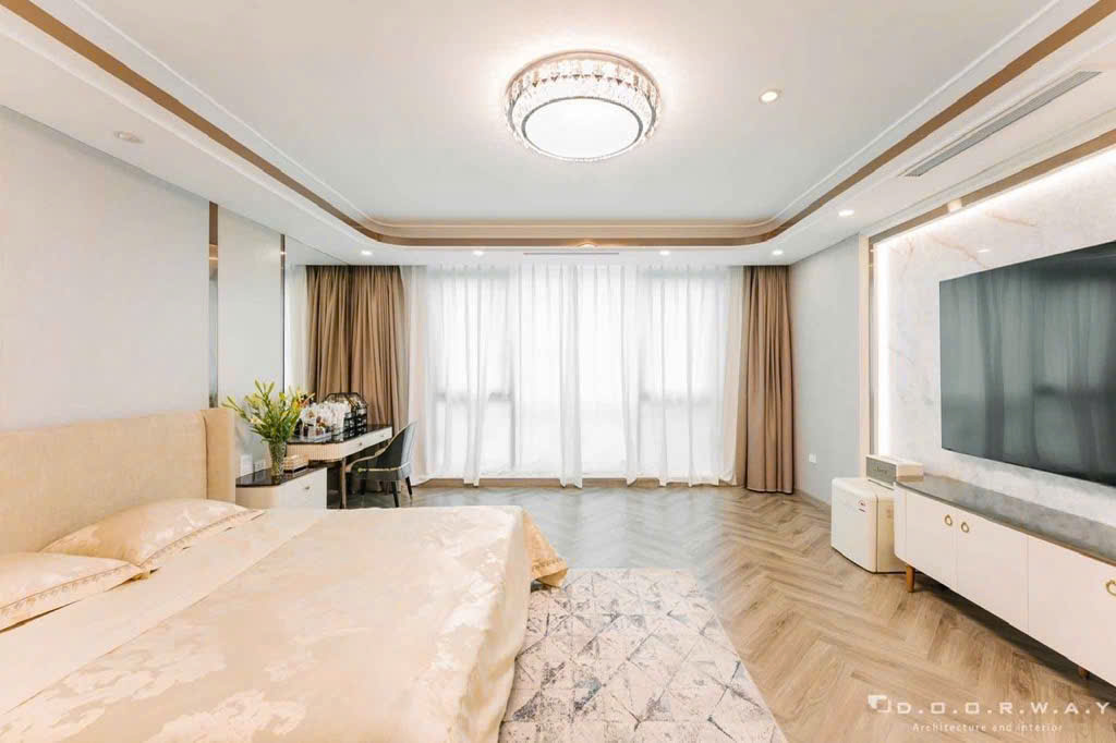 Hoàng Quốc Việt, Cầu Giấy, DT 68m, 9 tầng , cầu thang máy, mặt ngõ oto tránh thuận tiện kinh doanh.