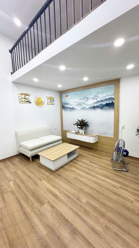 ĐỘI CẤN BA ĐÌNH GẦN PHỐ 2 MẶT NGÕ THOÁNG TRƯỚC SAU 4 TỶ 950