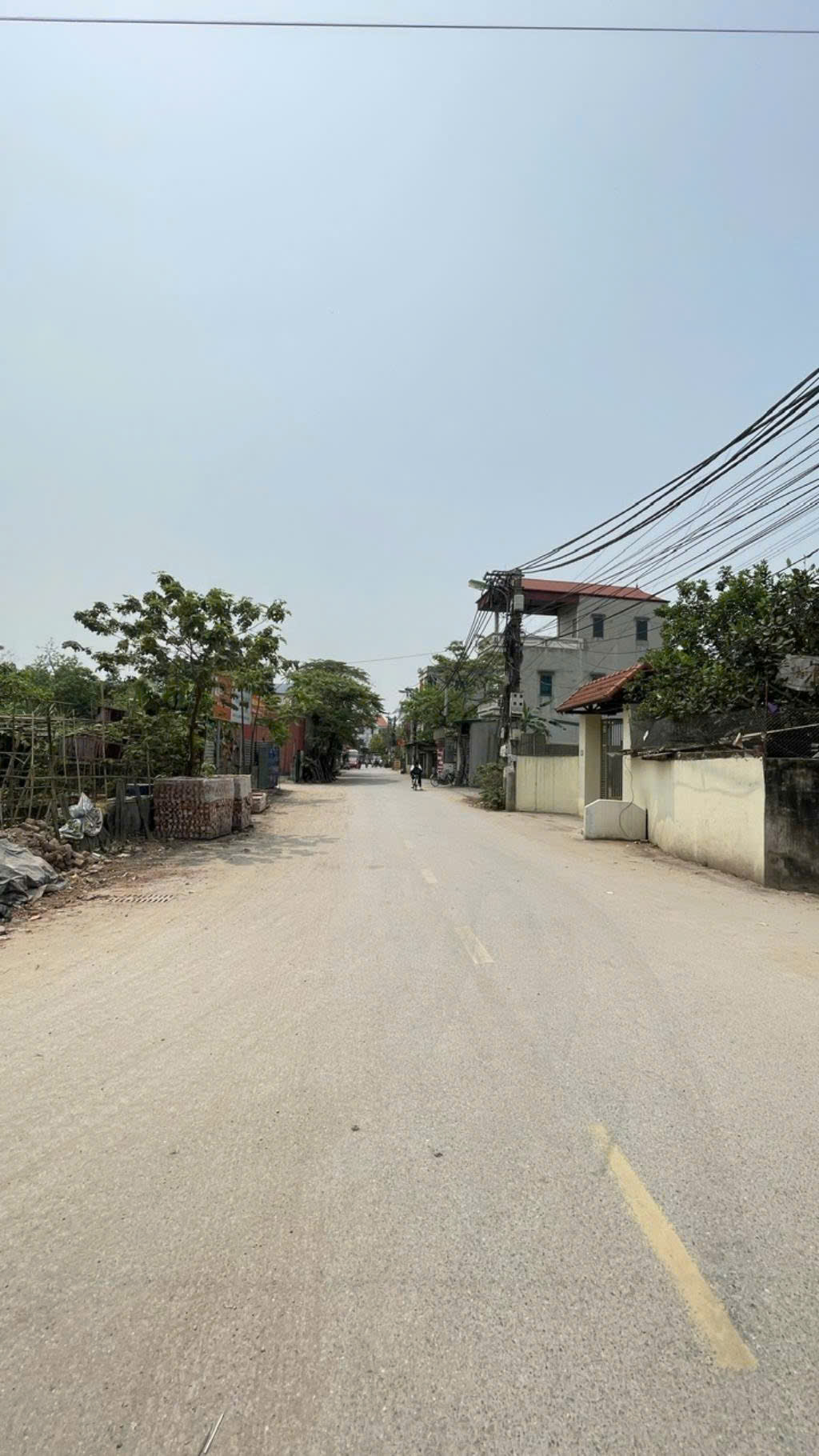 BÁN ĐẤT ĐÁU GIÁ TẠI TỔ 5 ĐỒNG MAI – HÀ ĐÔNG – HÀ NỘI DT 79,3M MT 8M. gIÁ CHỈ 6TY860