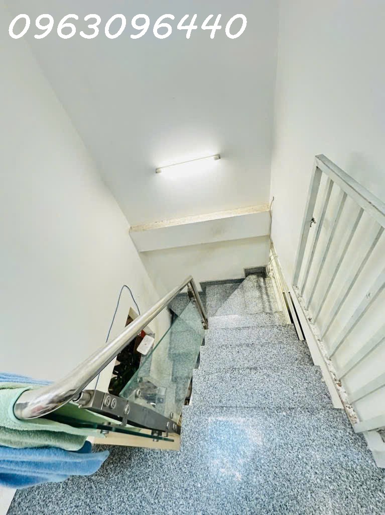 *Nhà Ngõ Huỳnh Tấn Phát, Q7: 3PN, 2WC, 3 Tầng, Sổ Đỏ, Giá Tốt Nhất Khu Vực