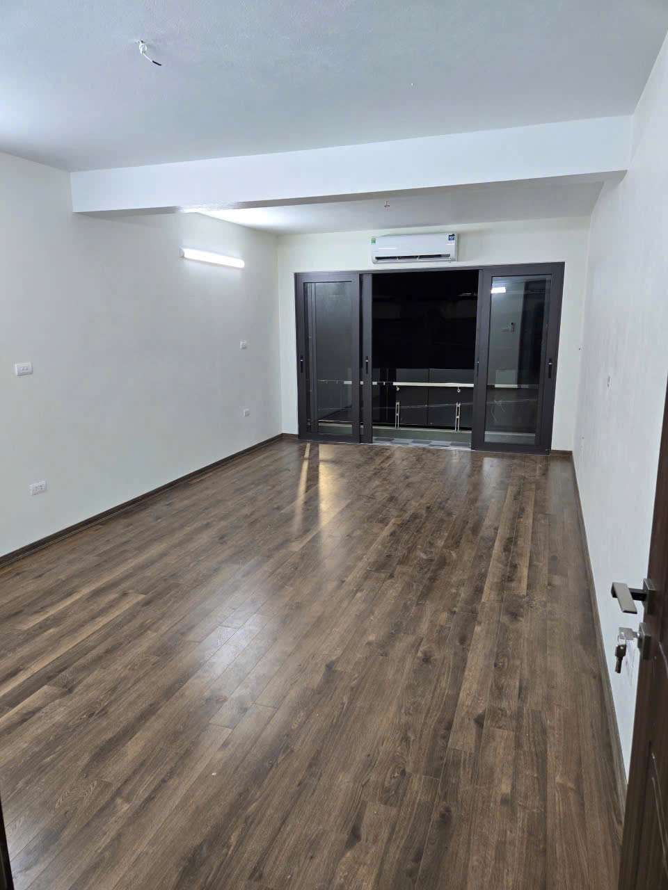 CHÍNH CHỦ CHO THUÊ NHÀ 6 TẦNG TẠI NGÃ TƯ XÃ LÃI YÊN, HUYỆN HOÀI ĐỨC, HÀ NỘI