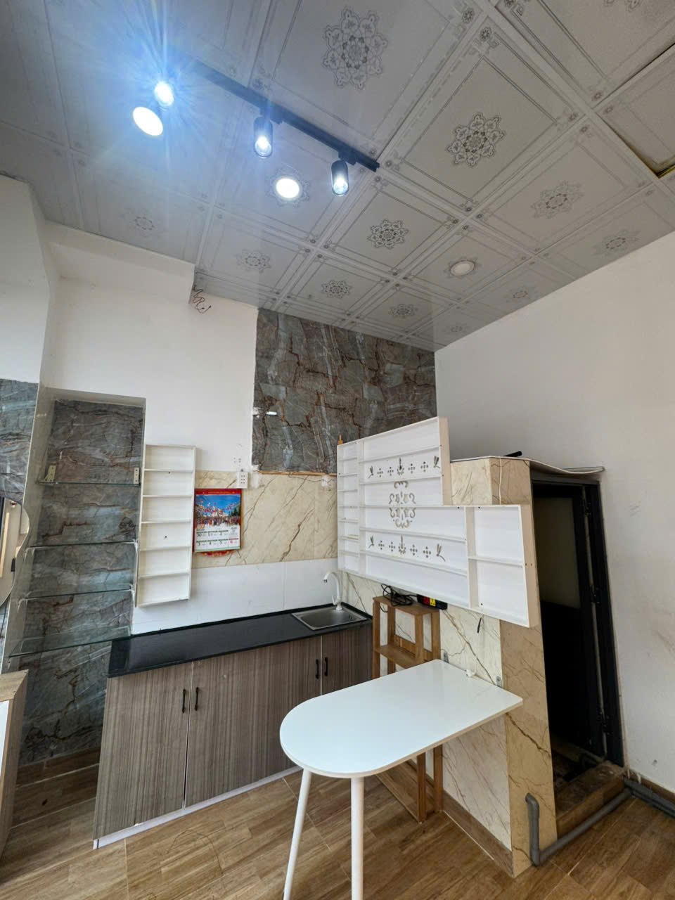 Cho Thuê Mặt Bằng Đa Năng 30m² – 29 Nguyễn Văn Khôi, P11!