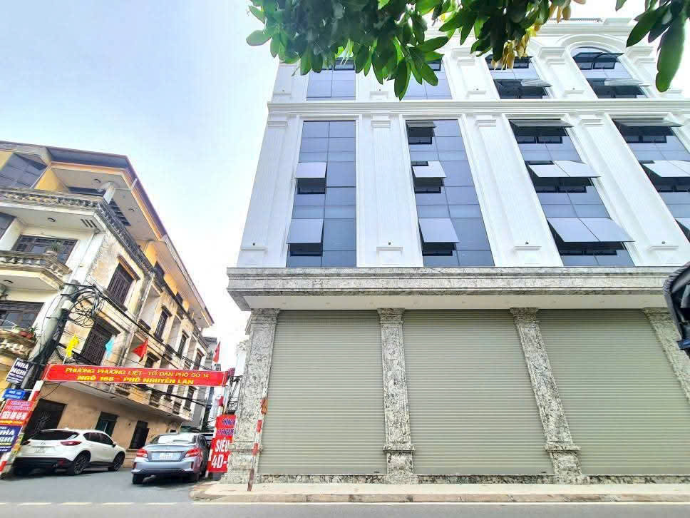 🔥🔥🔥SIÊU PHẨM MẶT PHỐ NGUYỄN LÂN , TRƯỜNG CHINH – CÓ MỘT EM SIÊU TOÀ VĂN PHÒNG BUILDING – MẶT TIỀN KHỦNG – LÔ GÓC – 1 MẶT PHỐ 1 MẶT NGÕ. DÒNG TIỀN CỰC KHỦNG.🌹🌹🌹