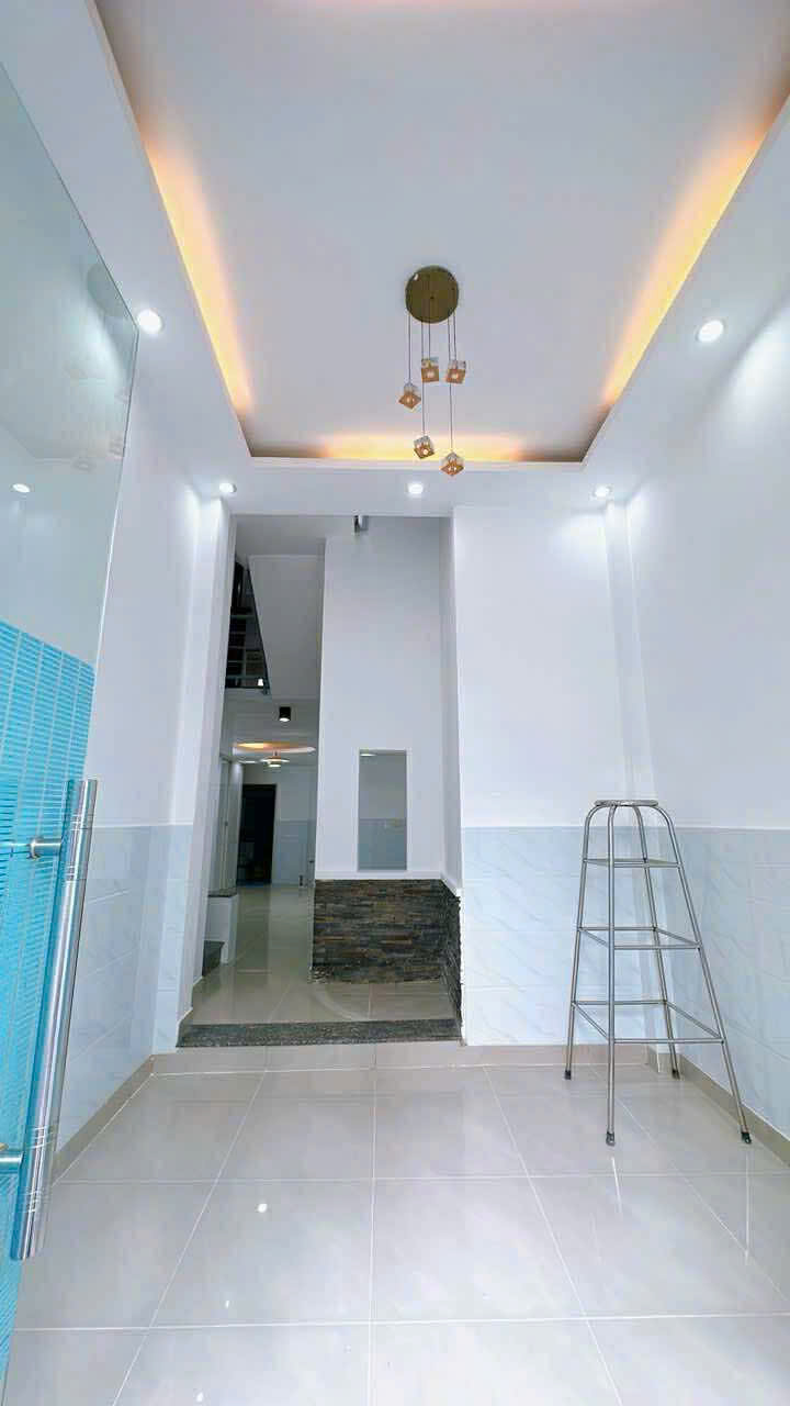 SÁT MẶT TIỀN NGUYỄN KHOÁI TƯƠNG LAI NHÁ THÀNH MẶT TIỀN TRUNG TÂM Q4 – 6 TẤM CHDV 42 triệu/ tháng – Nhỉnh 6 Tỷ.