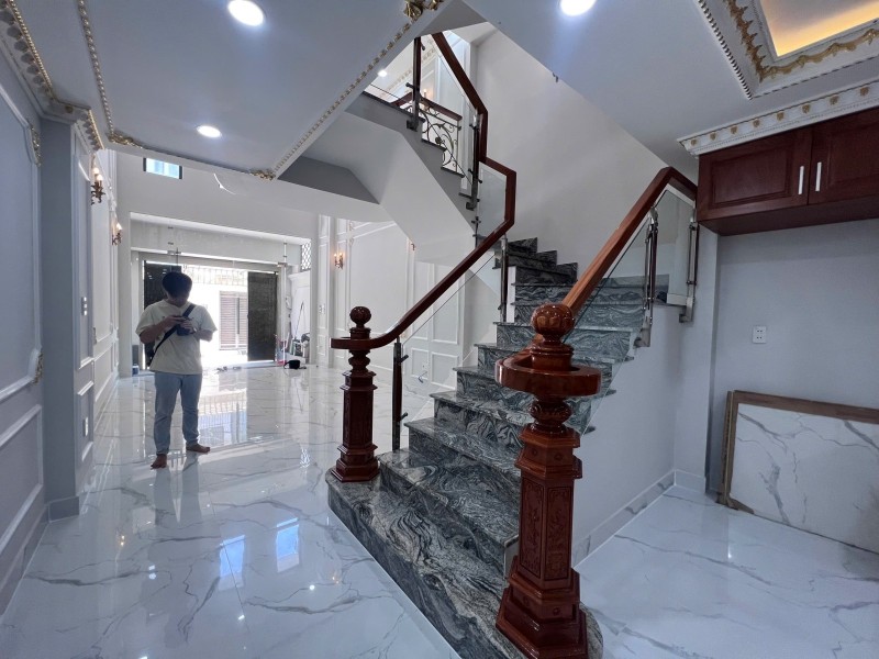 BÁN NHÀ SIÊU PHẨM NHÀ PHỐ LINH ĐÔNG – XE TẢI VÀO TẬN CỬA – SÂN THƯỢNG TRƯỚC SAU – CHỈ 8.7 TỶ