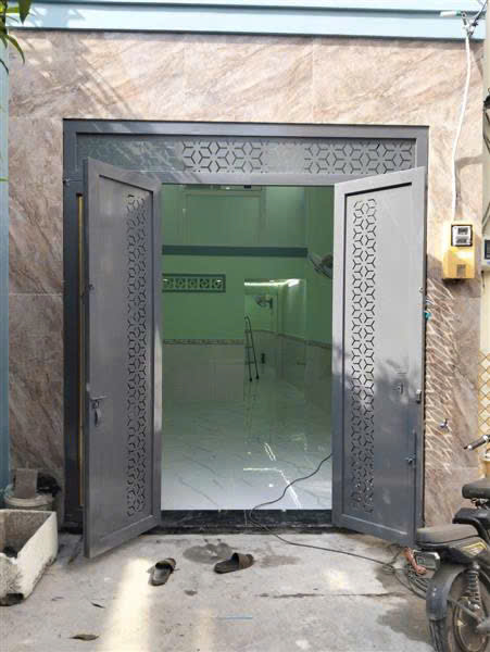 Bán nhà mặt phố Hương lộ 2, Bình Tân. DT 42m2, 2 tầng, 3PN, SH. Giá 4 tỷ