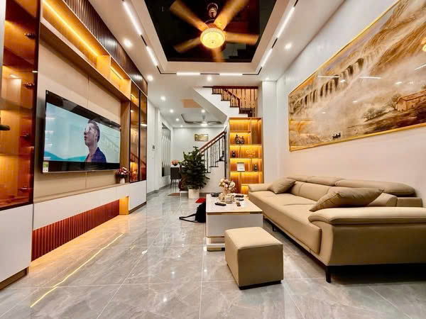 NHÀ ÐẸP – GIÁ TỐT – SÁT PHỐ XÃ ÐÀN – 4 TẦNG HIỆN ĐẠI- SỔ VUÔNG VẮN