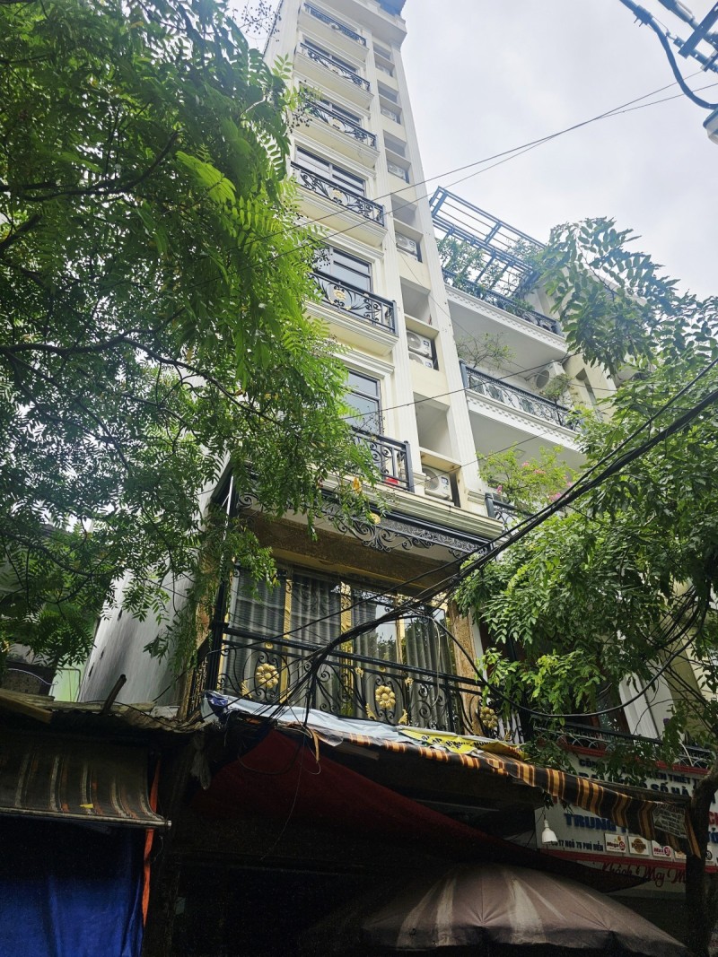 TÒA NHÀ DÒNG TIỀN CAO CẤP – 3 Ô TÔ TRÁNH – DOANH THU 220 TRIỆU/THÁNG