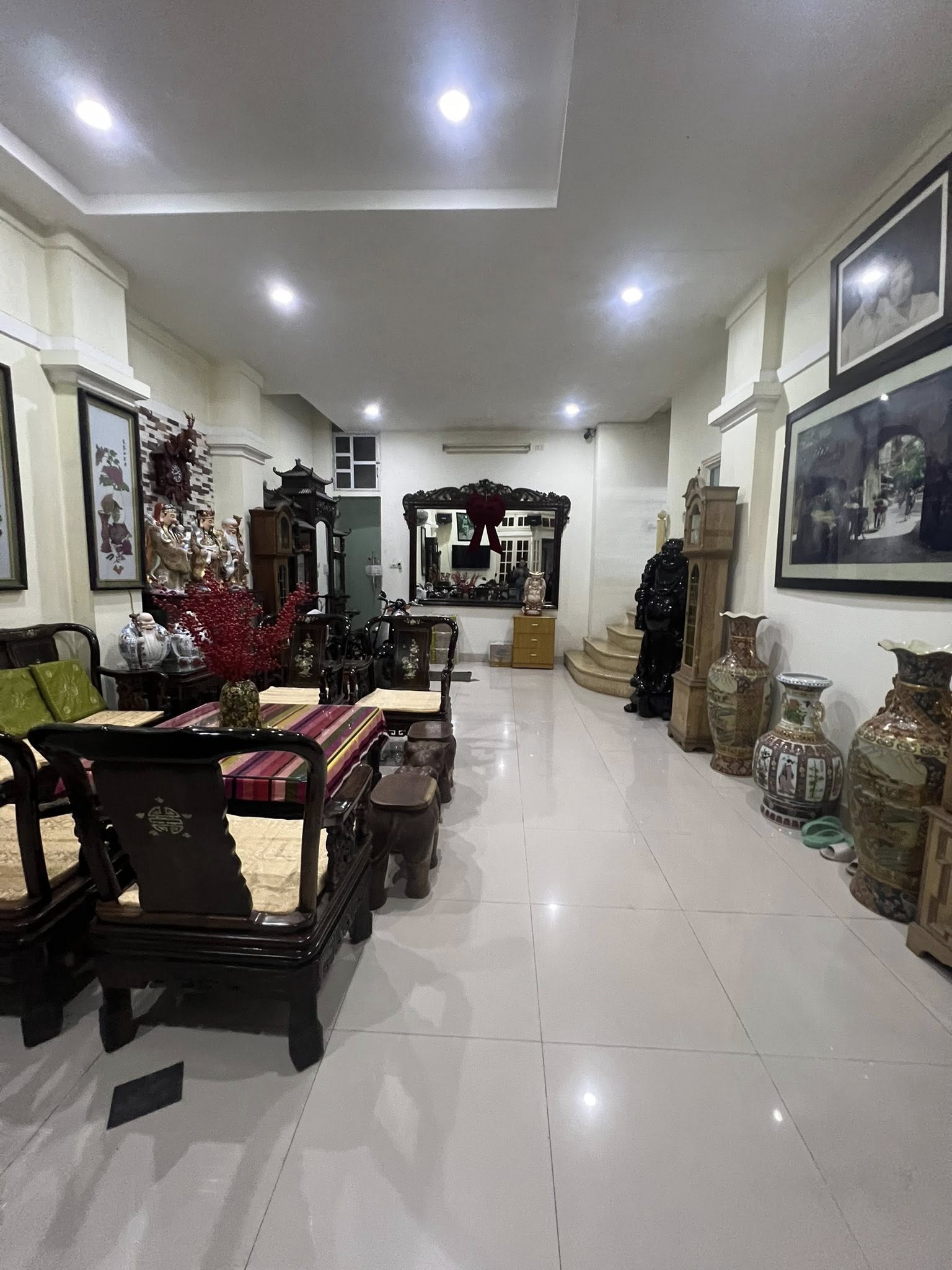 Bán nhà Lò Đúc, 70m2, 5 tầng, mặt tiền gần 4m, 26.5 tỷ, vỉa hè, ô tô tránh, kinh doanh đỉnh