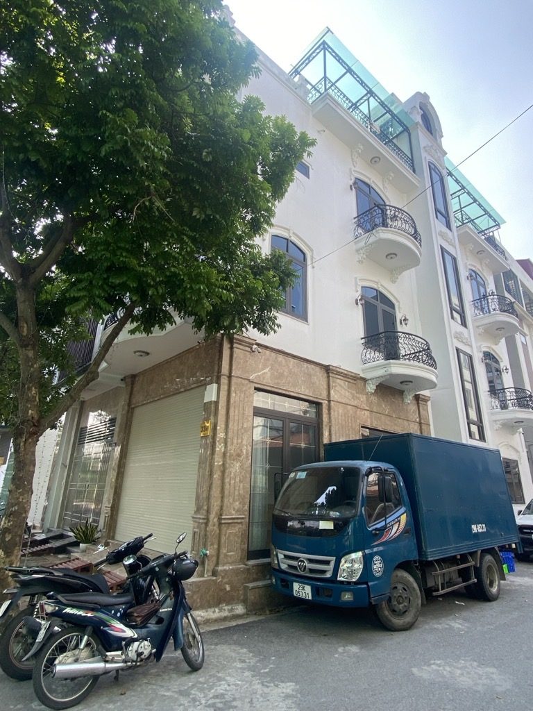 PHÚC ĐỒNG,LONG BIÊN 18tỷ 65m, LÔ GÓC Ô TÔ ĐỖ CỬA,HAI MẶT TIỀN VỈA HÈ KINH DOANH