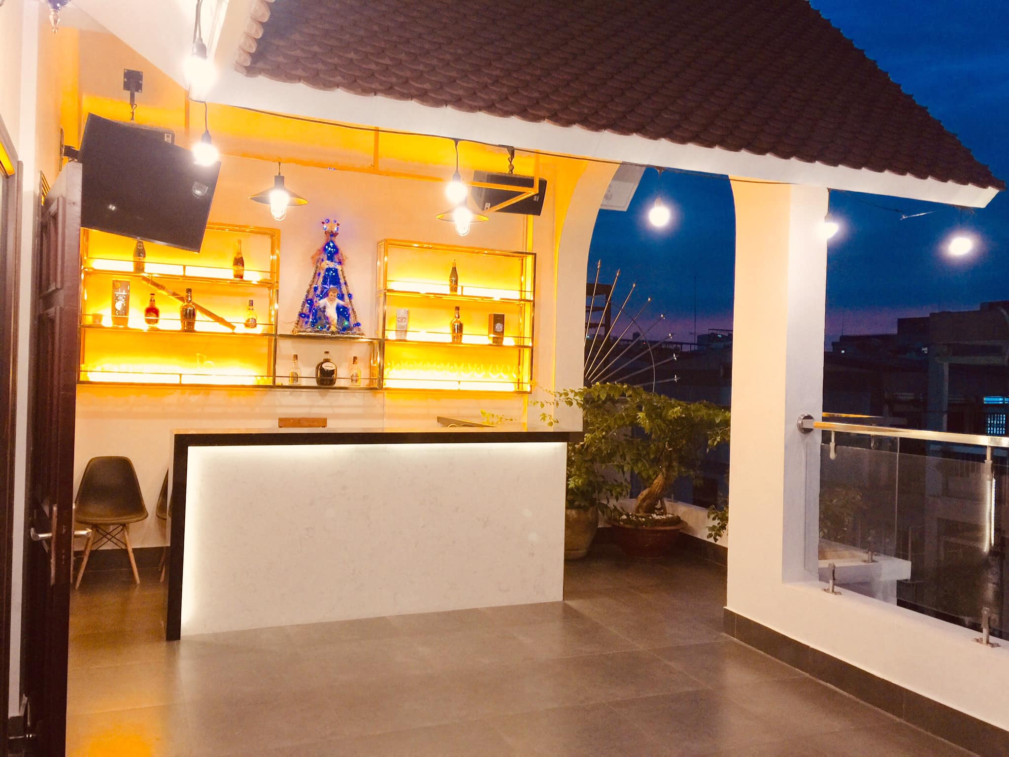 Vip Ba Đình, ô tô vào nhà, ở sướng, gần Liễu Giai, Văn Cao. 105m chỉ 25 tỷ