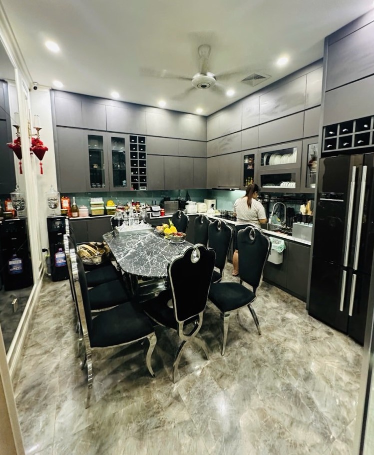 Bán nhà Hoàng Liệt, Hoàng Mai, Ô tô qua, gần phố, 57m2, 14.4 tỷ(CTL)