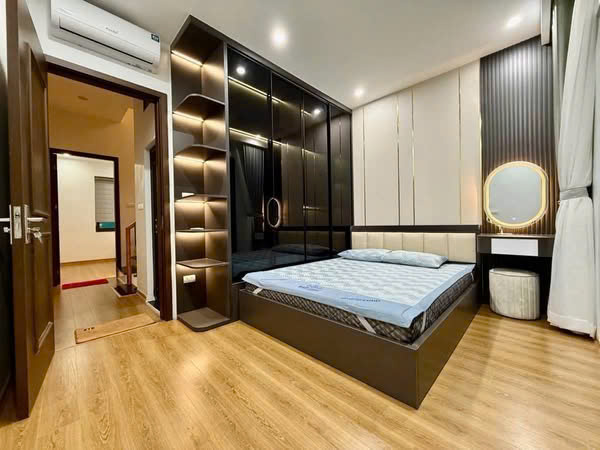 NHÀ ÐẸP – GIÁ TỐT – SÁT PHỐ XÃ ÐÀN – 4 TẦNG HIỆN ĐẠI- SỔ VUÔNG VẮN