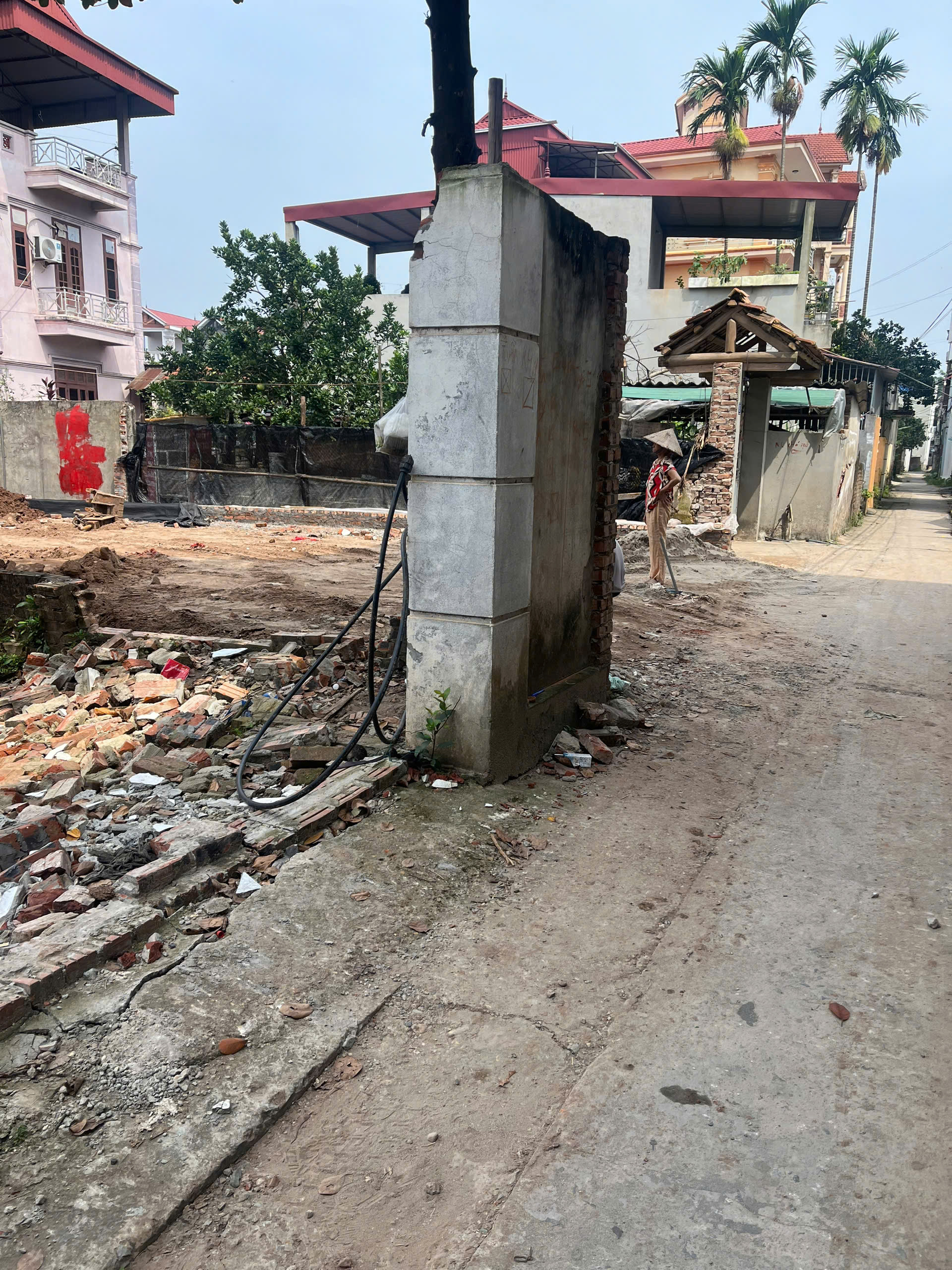ĐẤT ĐẸP – GIÁ TỐT – Vị Trí Đắc Địa Tại Cầu Phùng, Thành Phố Hà Nội