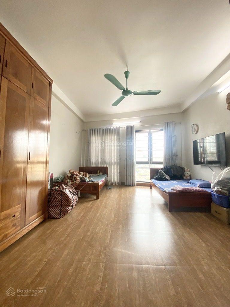 BÁN NHÀ 40m2 tại Hoàng Mai, chỉ 12,8 tỷ, 5 tầng, mặt tiền 4m, ngõ 5m