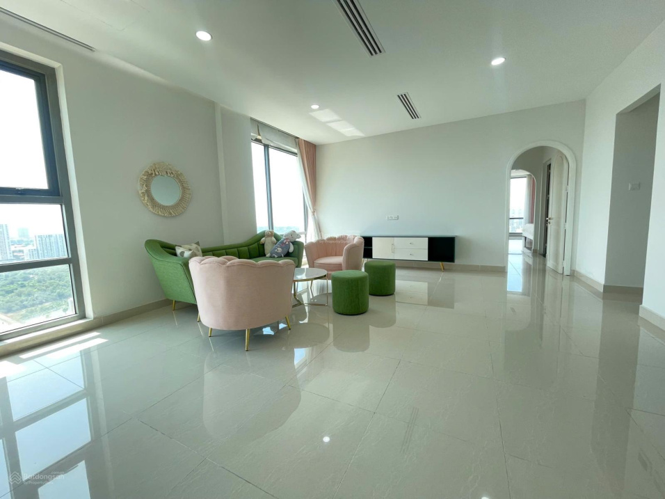 Giảm Sốc còn 11 Tỷ có ngay Căn Hộ Golden King, Trung Tâm Phú Mỹ Hưng,Q7, 122 m2 View đẹp siêu hot