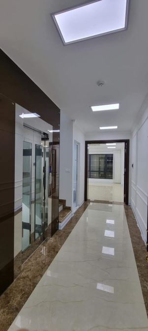 Bán nhà mặt phố vỉa hè đá bóng Phố Hoàng Quốc Việt, Cầu Giấy 84m 7 tầng MT 6m 46.9 tỷ