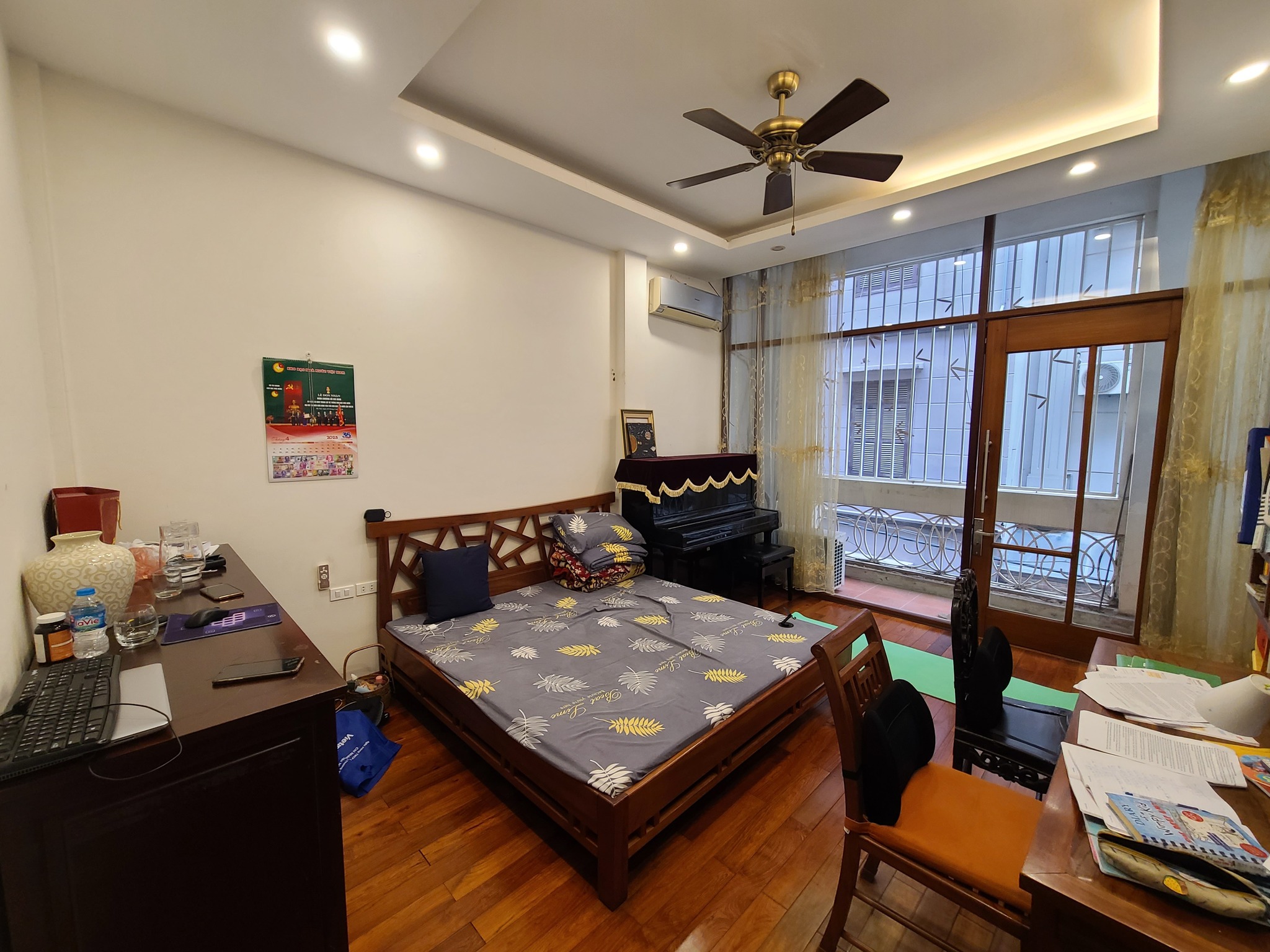 Bán nhà Nguyễn Công Trứ, 70m2, 5 tầng, mặt tiền gần 4m, 26.5 tỷ, vỉa hè, ô tô tránh, kinh doanh đỉnh